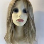 Long blonde rooted wig. Blls3323