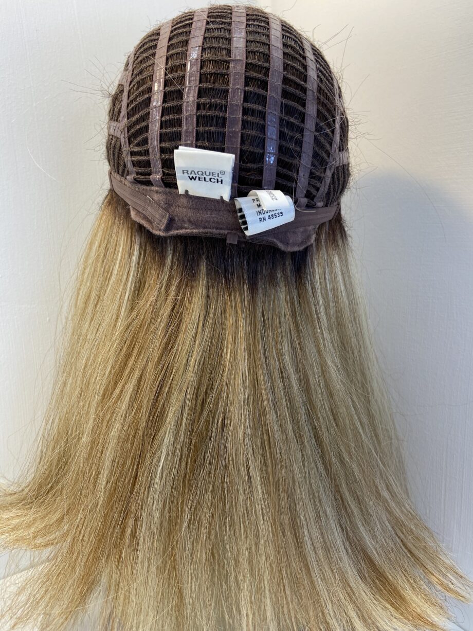Raquel Welch blonde rooted wig. Blls3325
