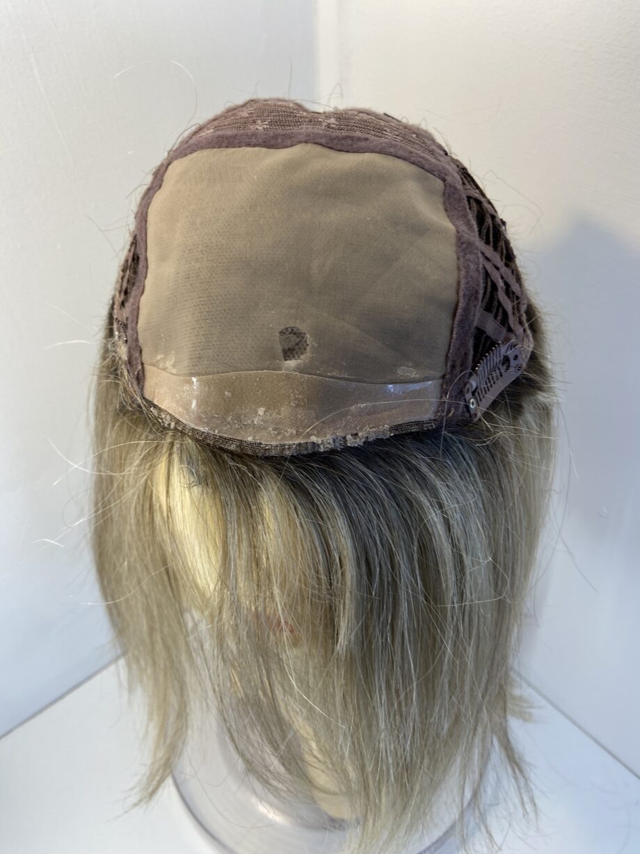 Long blonde rooted designer wig. Blls3327