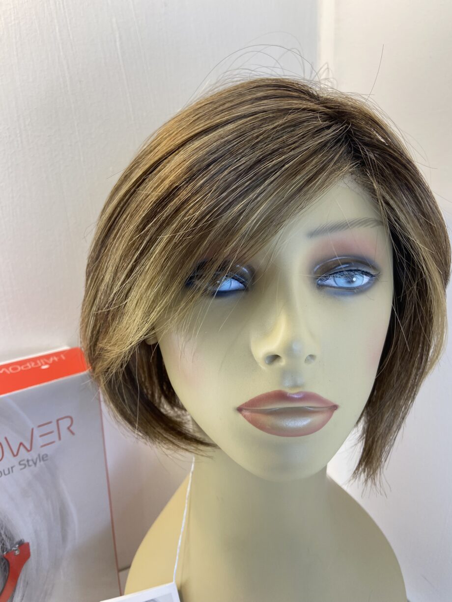 New Ellen Wille brown wig. Bbrss625
