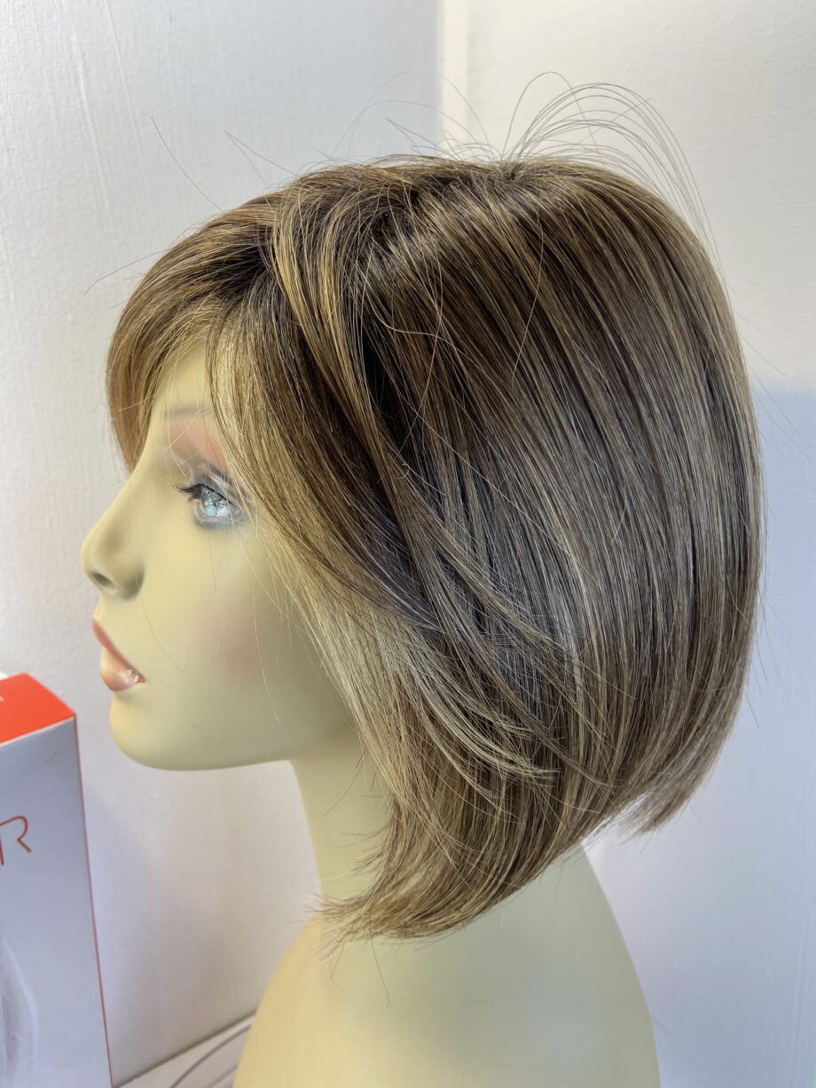 New Ellen Wille brown wig. Bbrss625