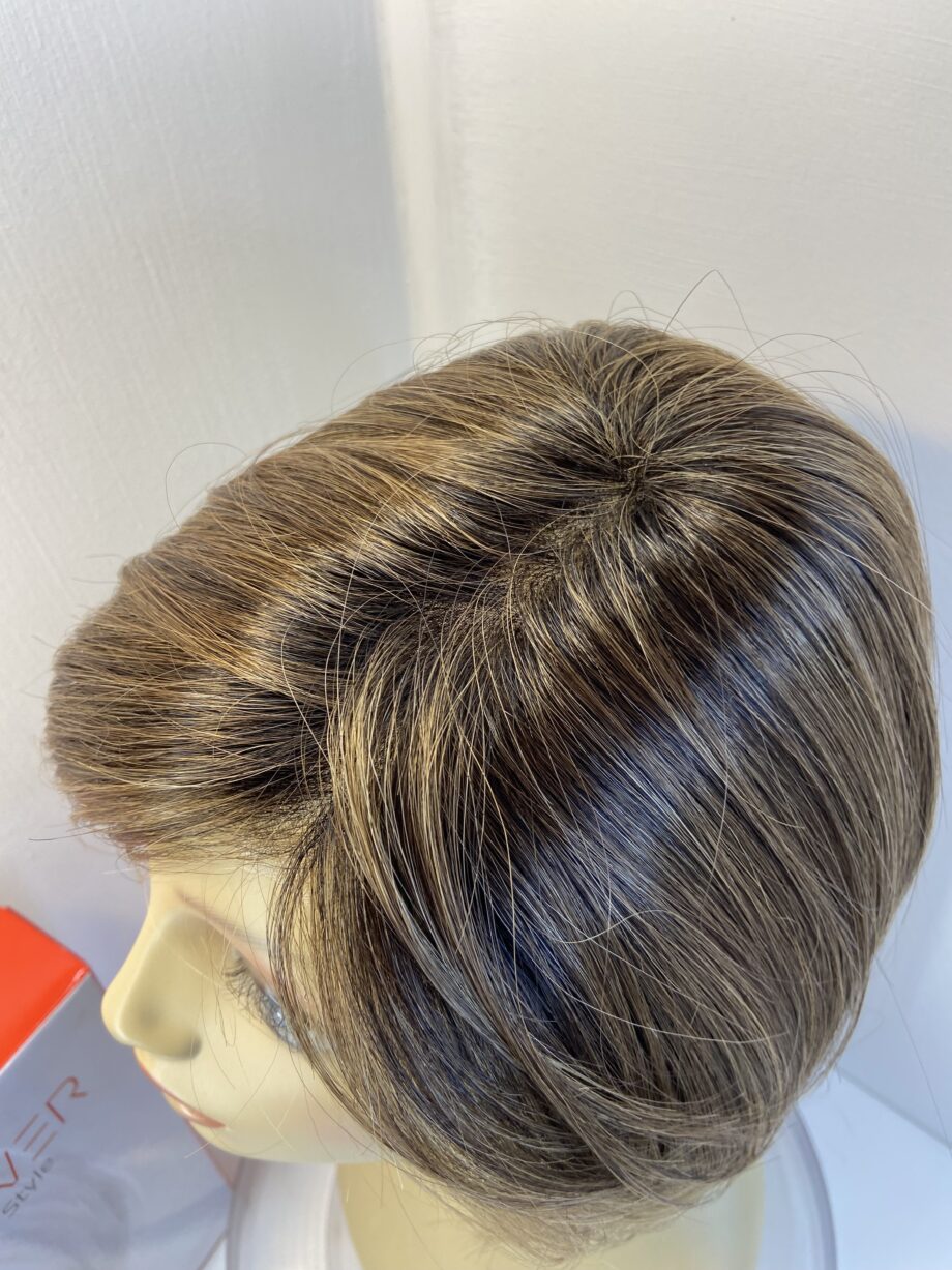 New Ellen Wille brown wig. Bbrss625