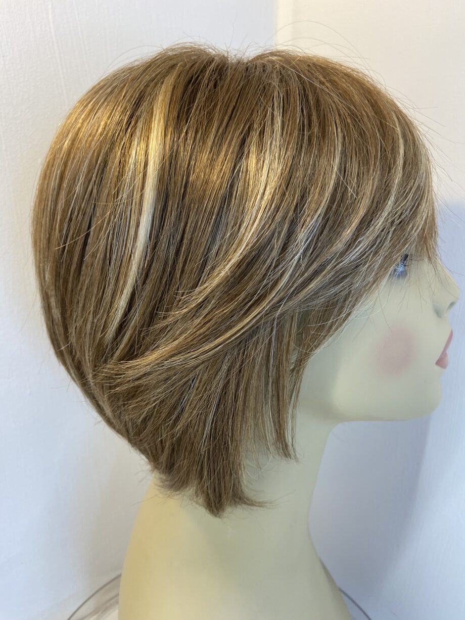 Stunning brown Rene of Paris wig. Brms828