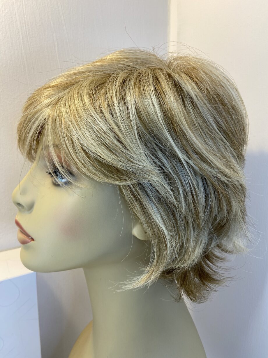 Rene of Paris new blonde wig. Bblms632