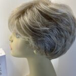 New blonde short designer wig. Bblsw634