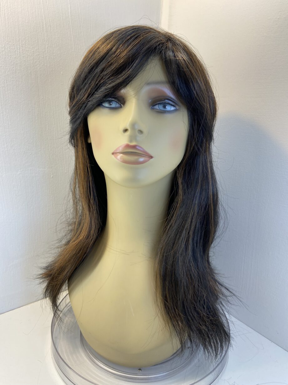 Very stylish dark brown highlighted wig. Brls638