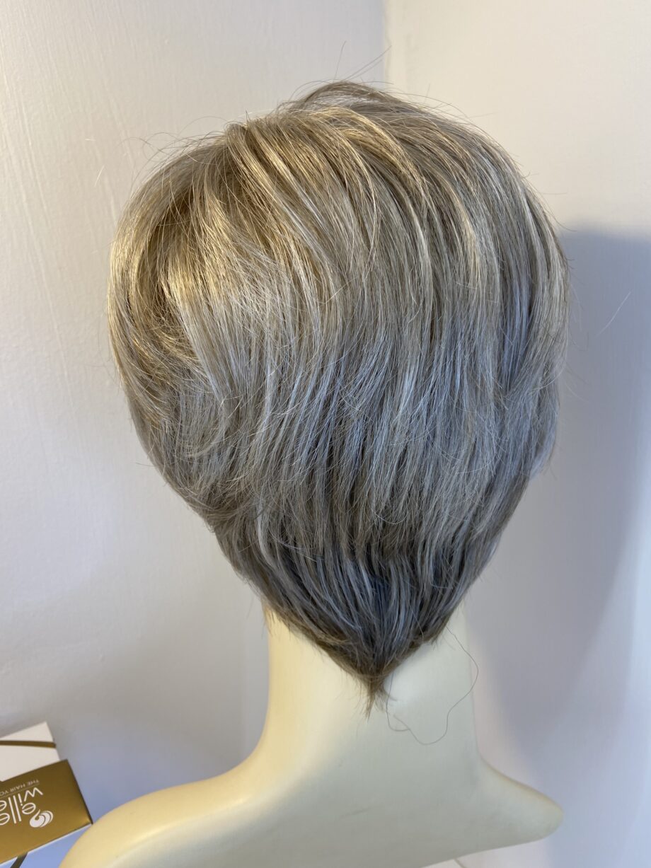 Short blonde new Ellen Wille wig. Bblss643