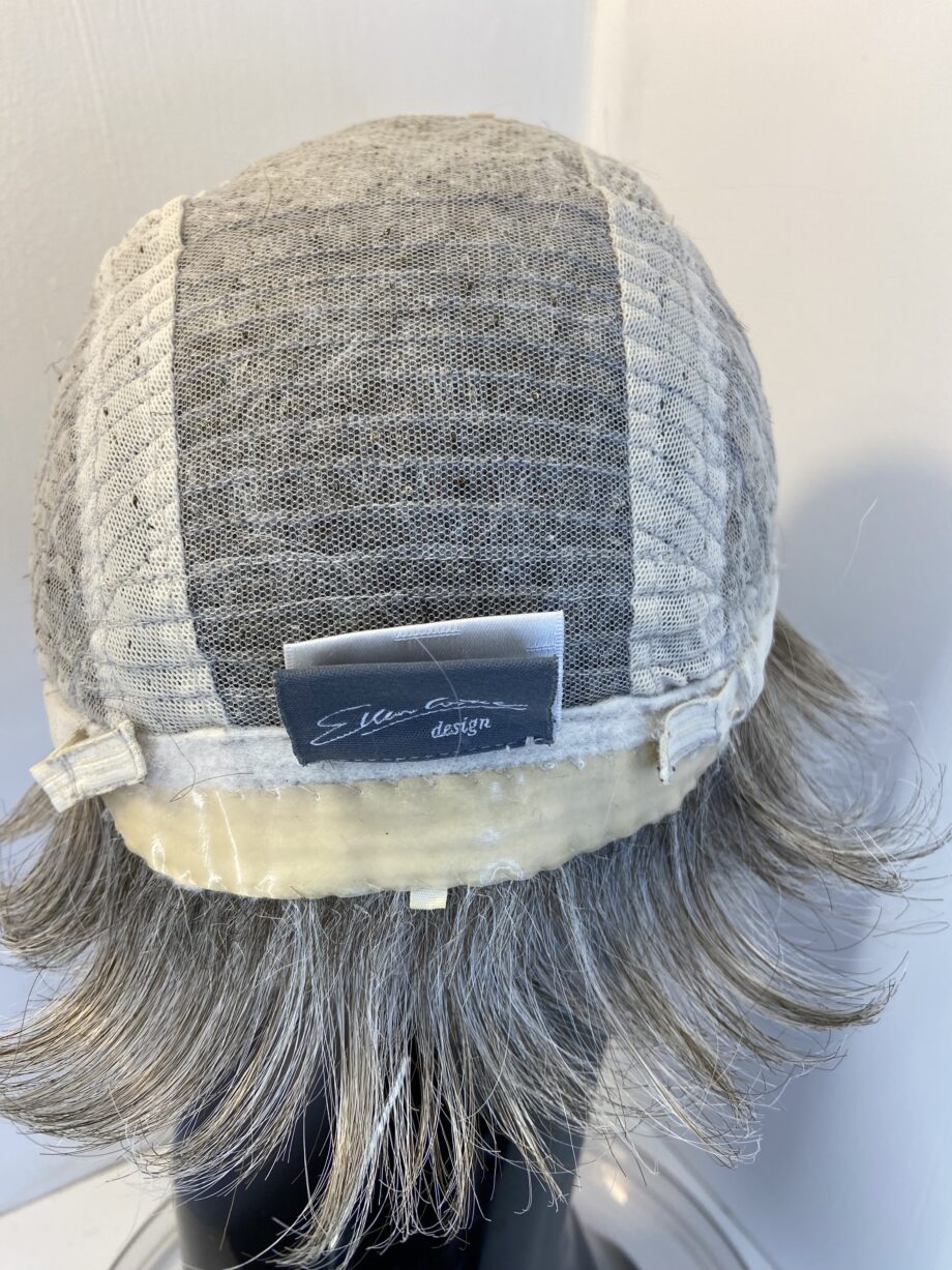 Silver grey short Ellen Wille wig. Gss829