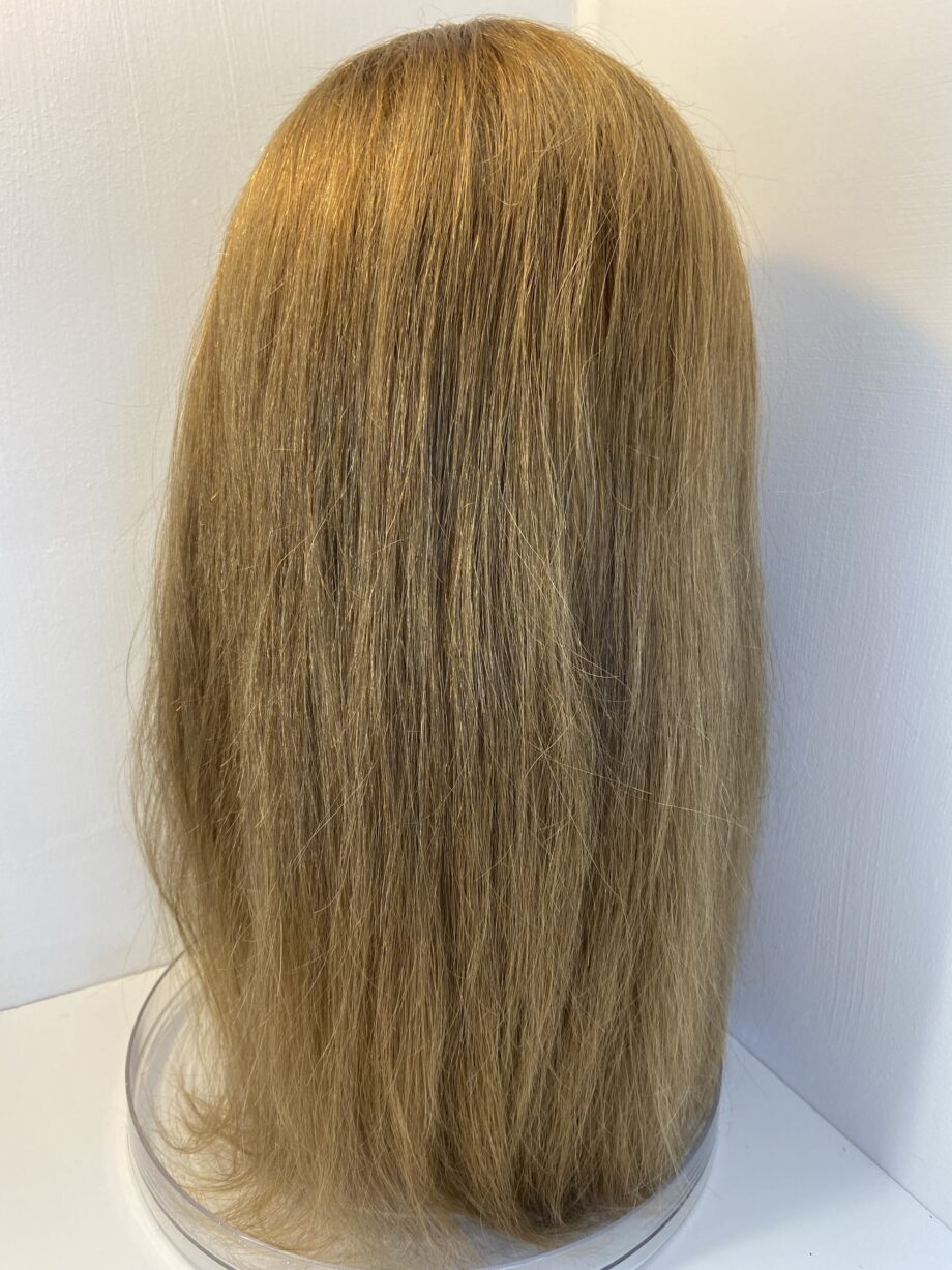 Donated hair long light brown wig new. Brls831