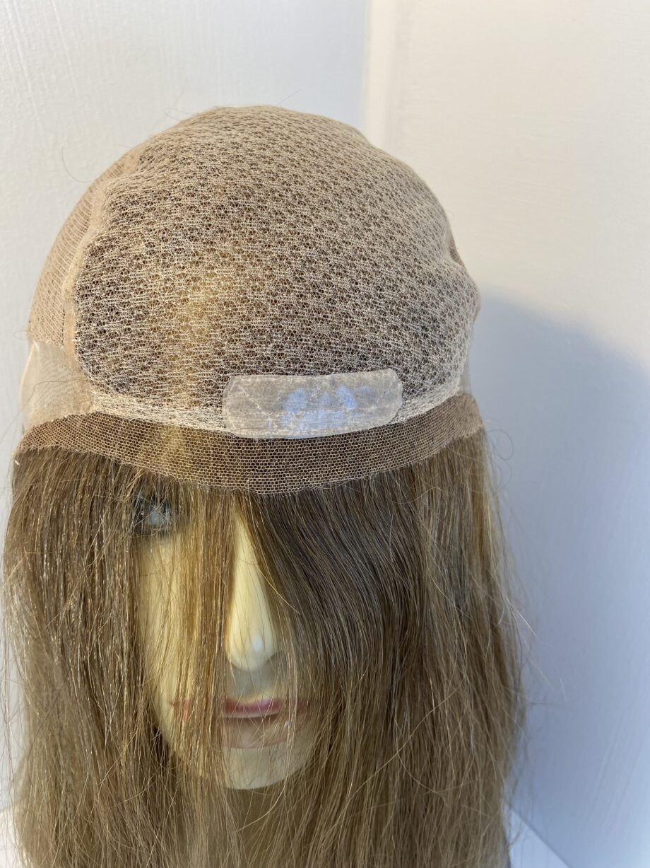Donated hair long light brown wig new. Brls831