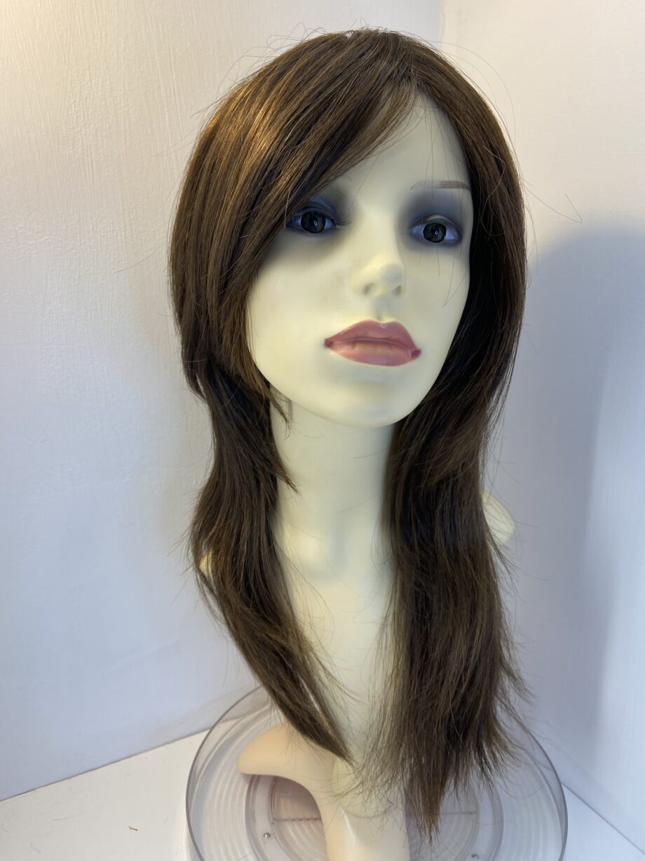 Stunning long brown Rene of Paris wig. Brls3341