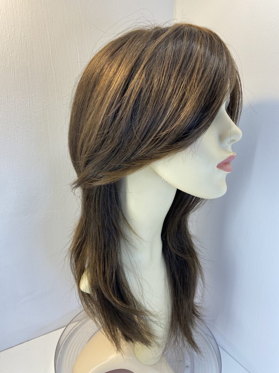 Stunning long brown Rene of Paris wig. Brls3341