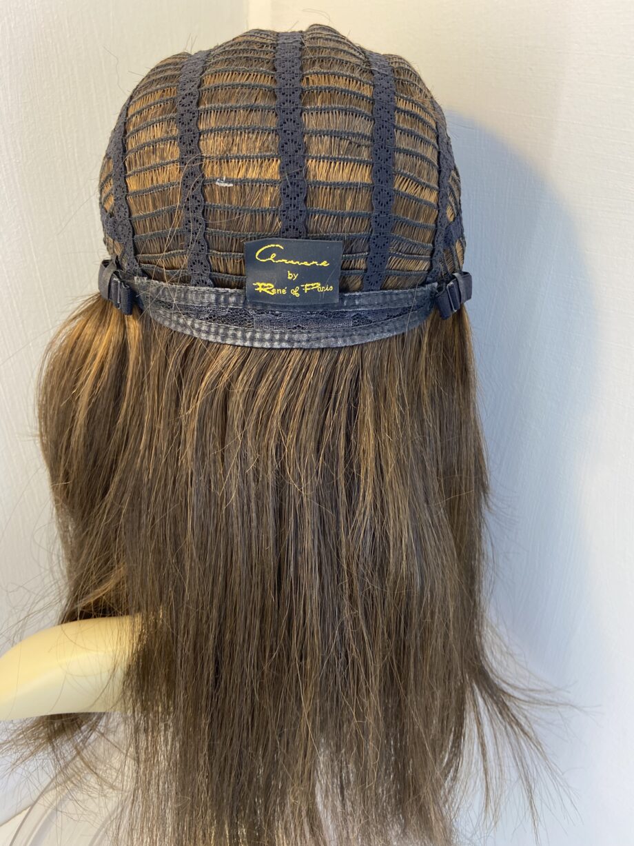 Stunning long brown Rene of Paris wig. Brls3341
