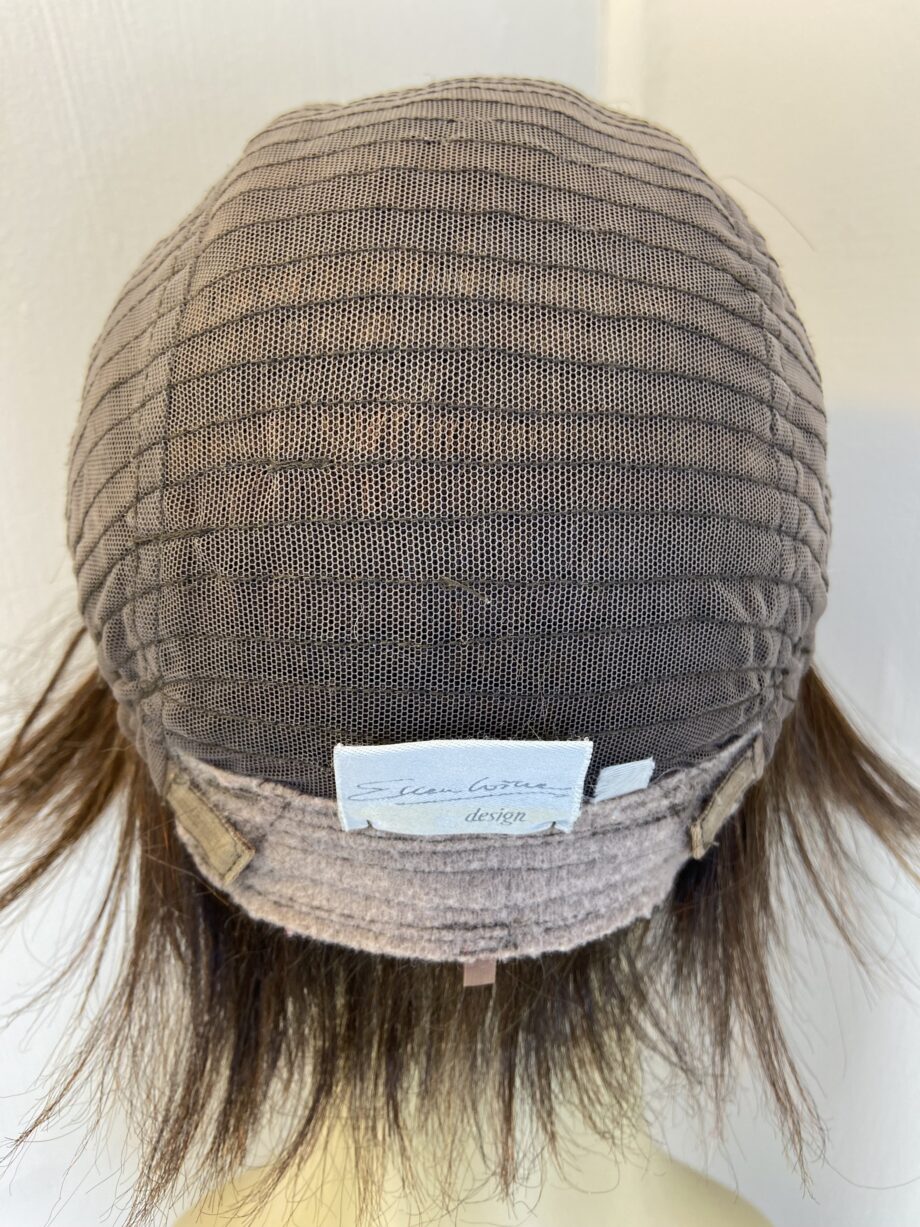 Short brown Ellen Wille wig. Brss3347