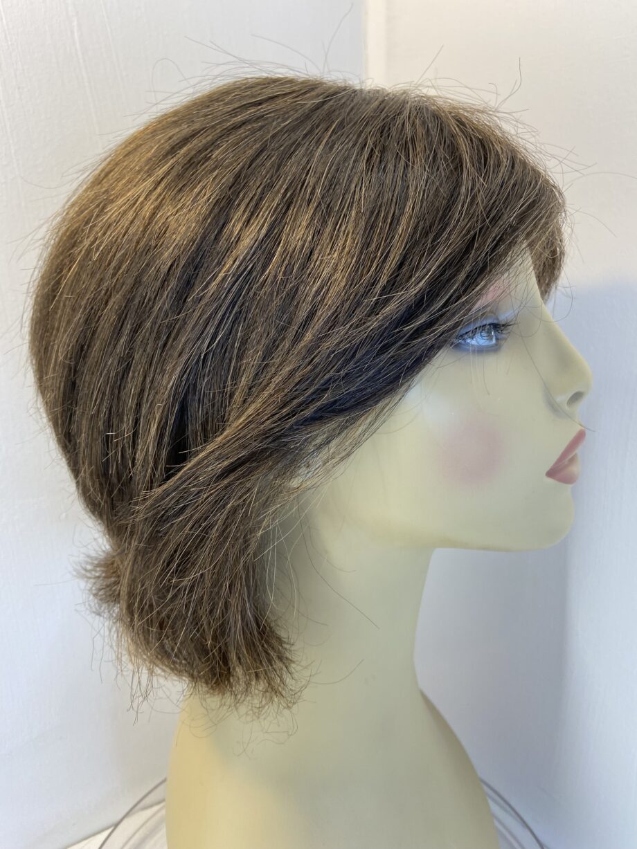 Brown Ellen will lie wig. Brss3349