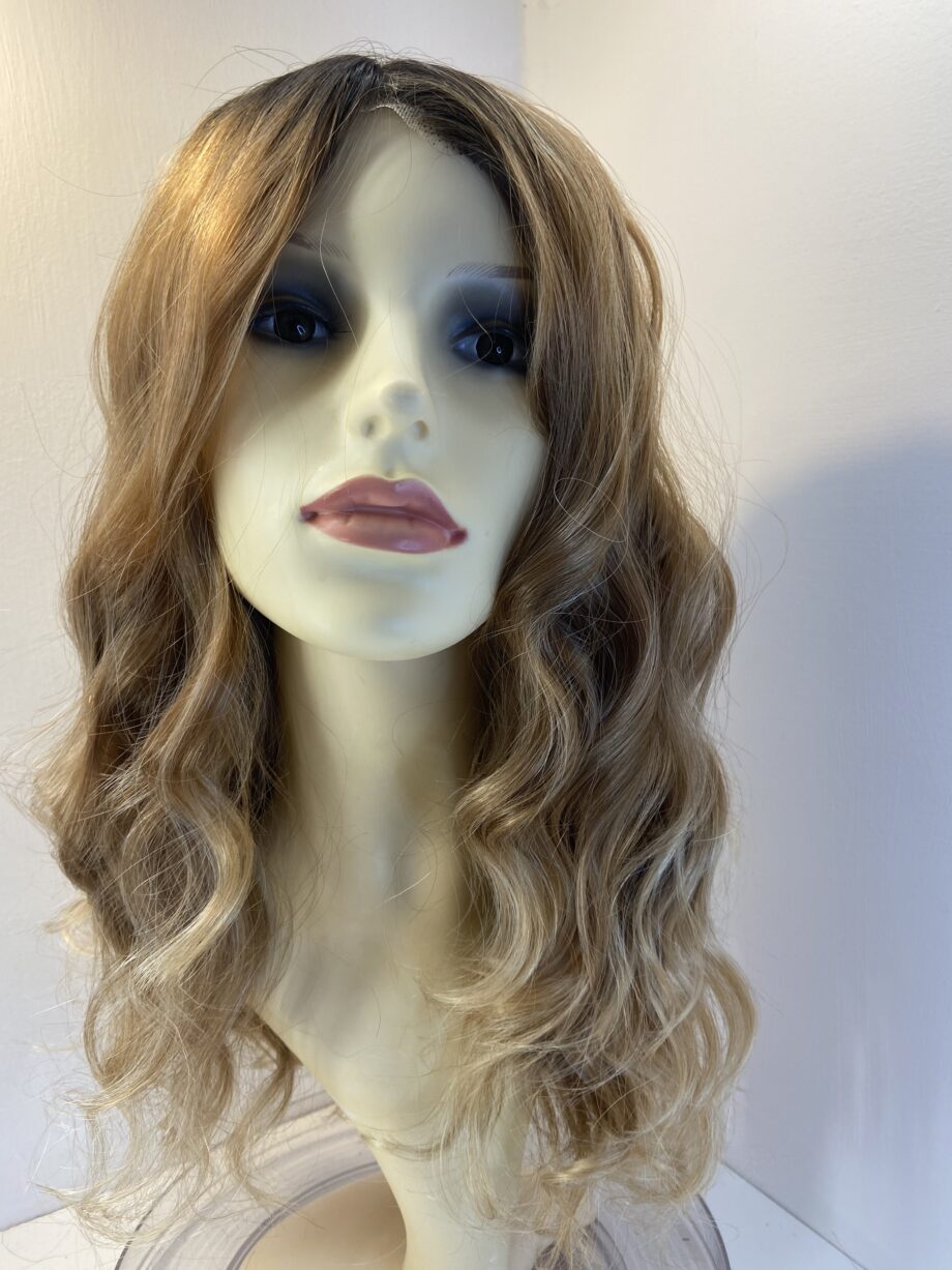 Long wavy blonde soft cap wig. Bllw3353
