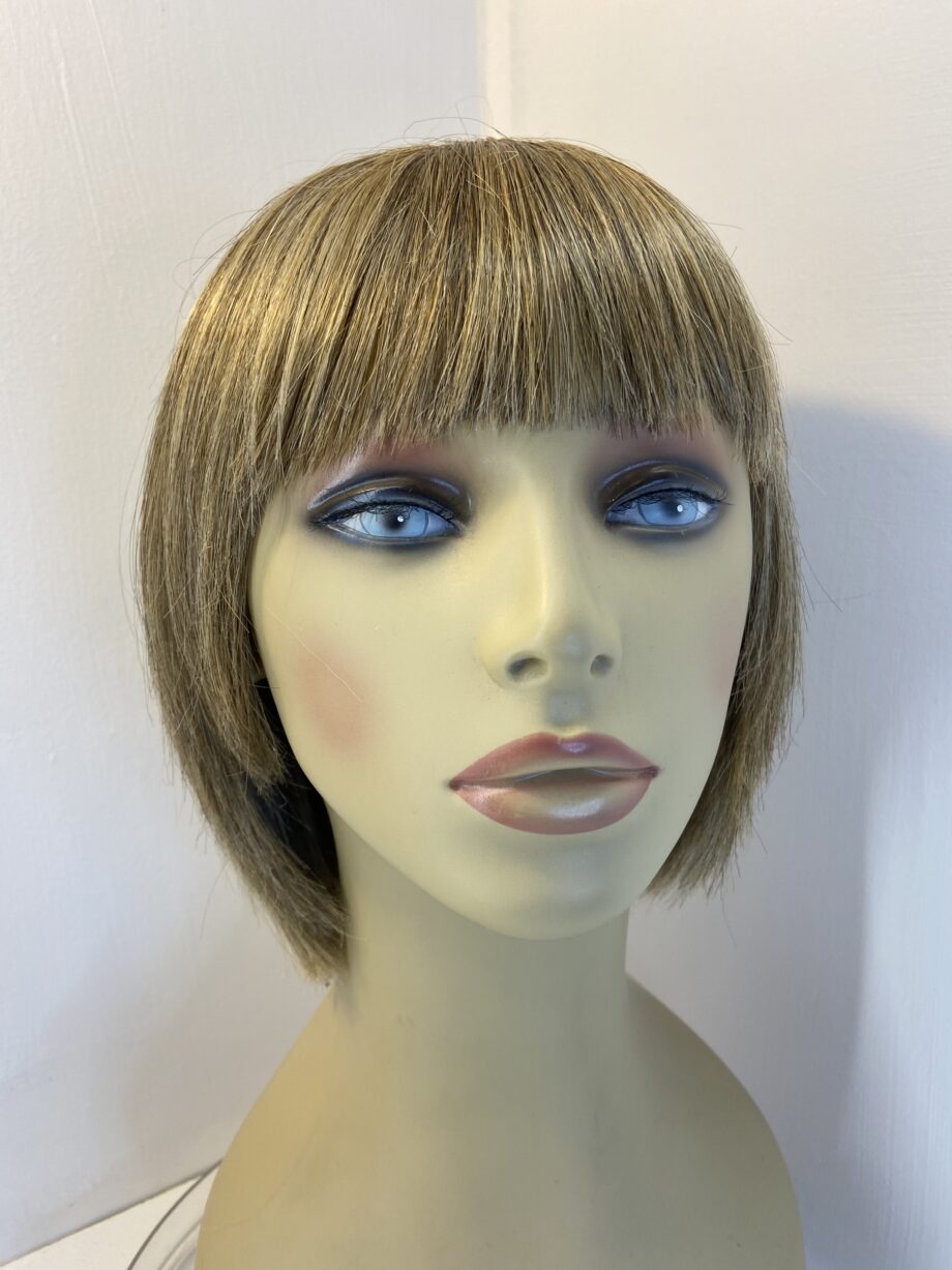 Blonde Rene of Paris wig. Blms5010