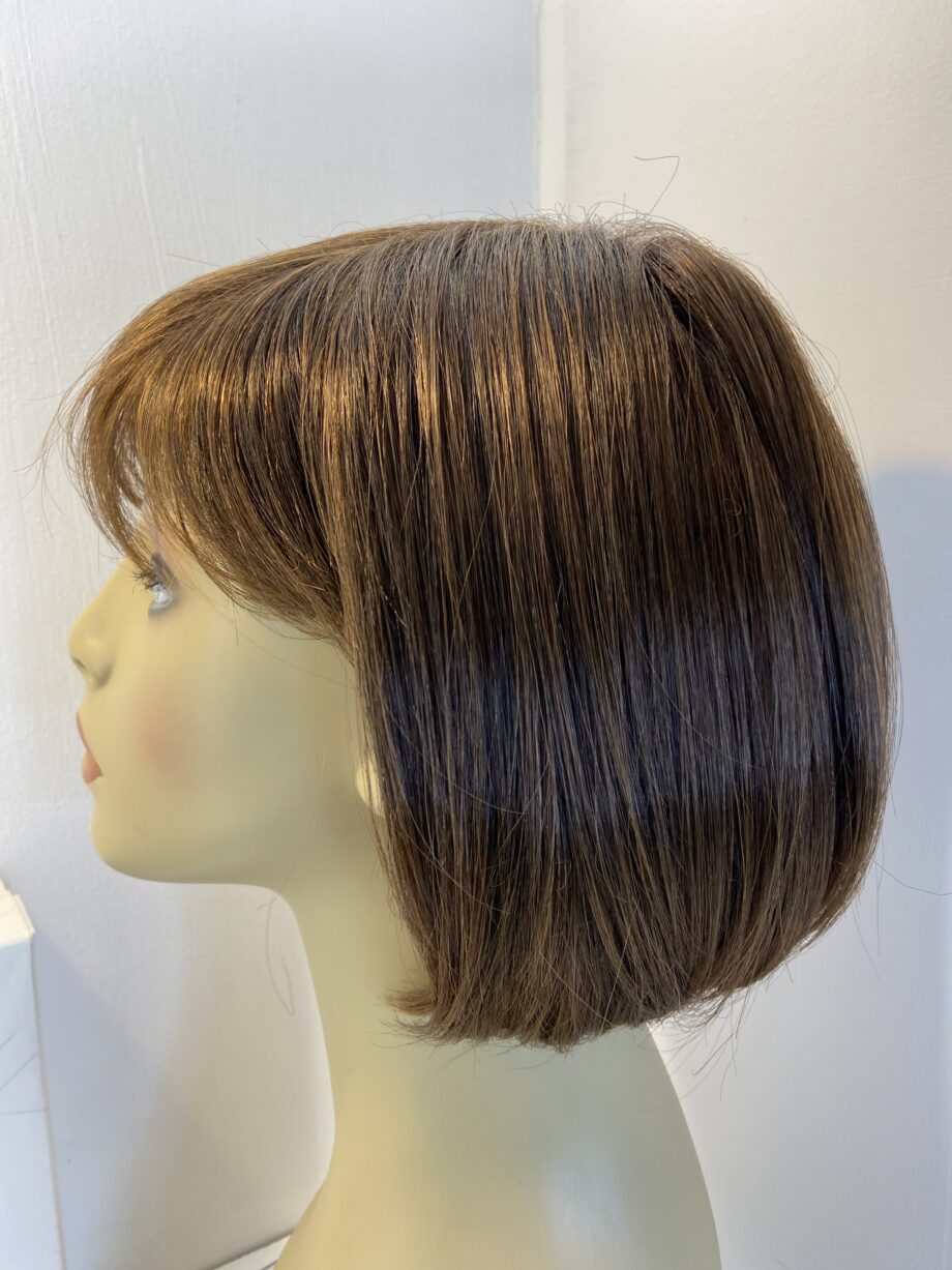 Stunning Ginger brown Noriko wig. Bbrss650