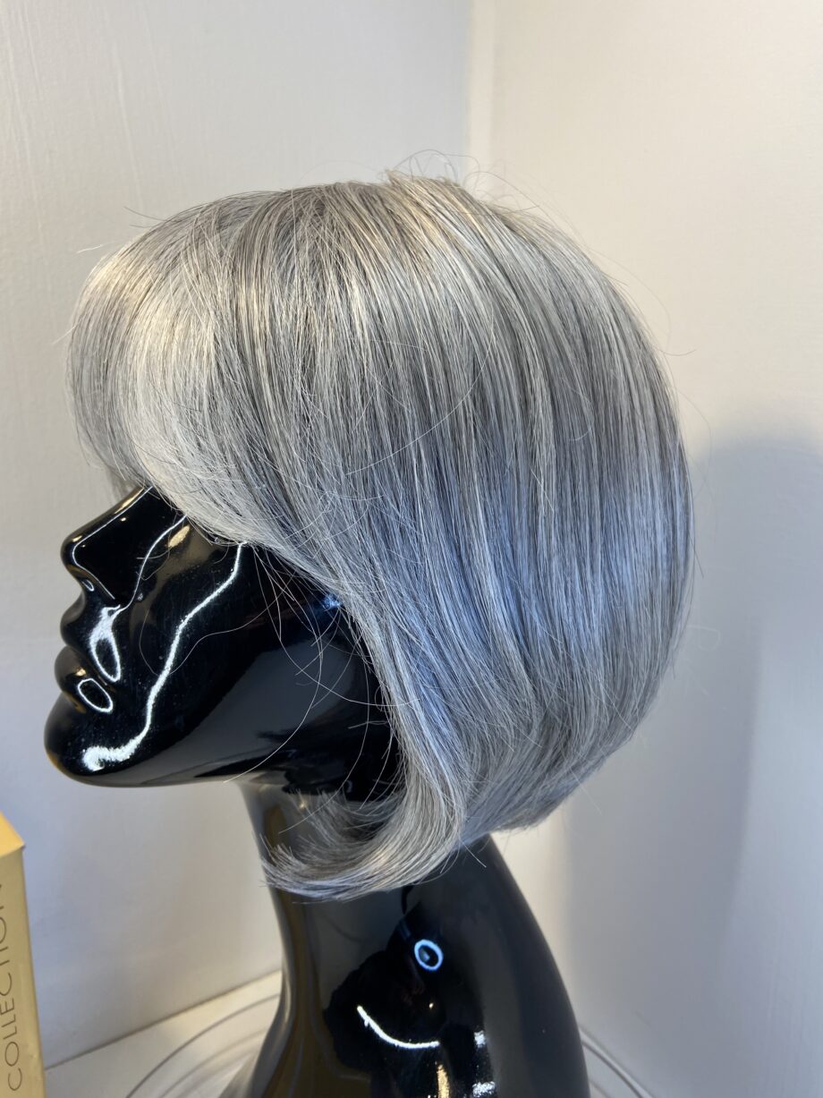 Sugared silver as new wig. Bgss652
