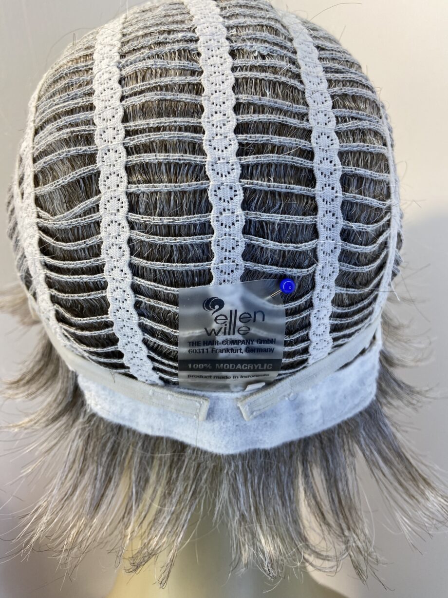 Ellen Wille silver grey wig. Bgss653