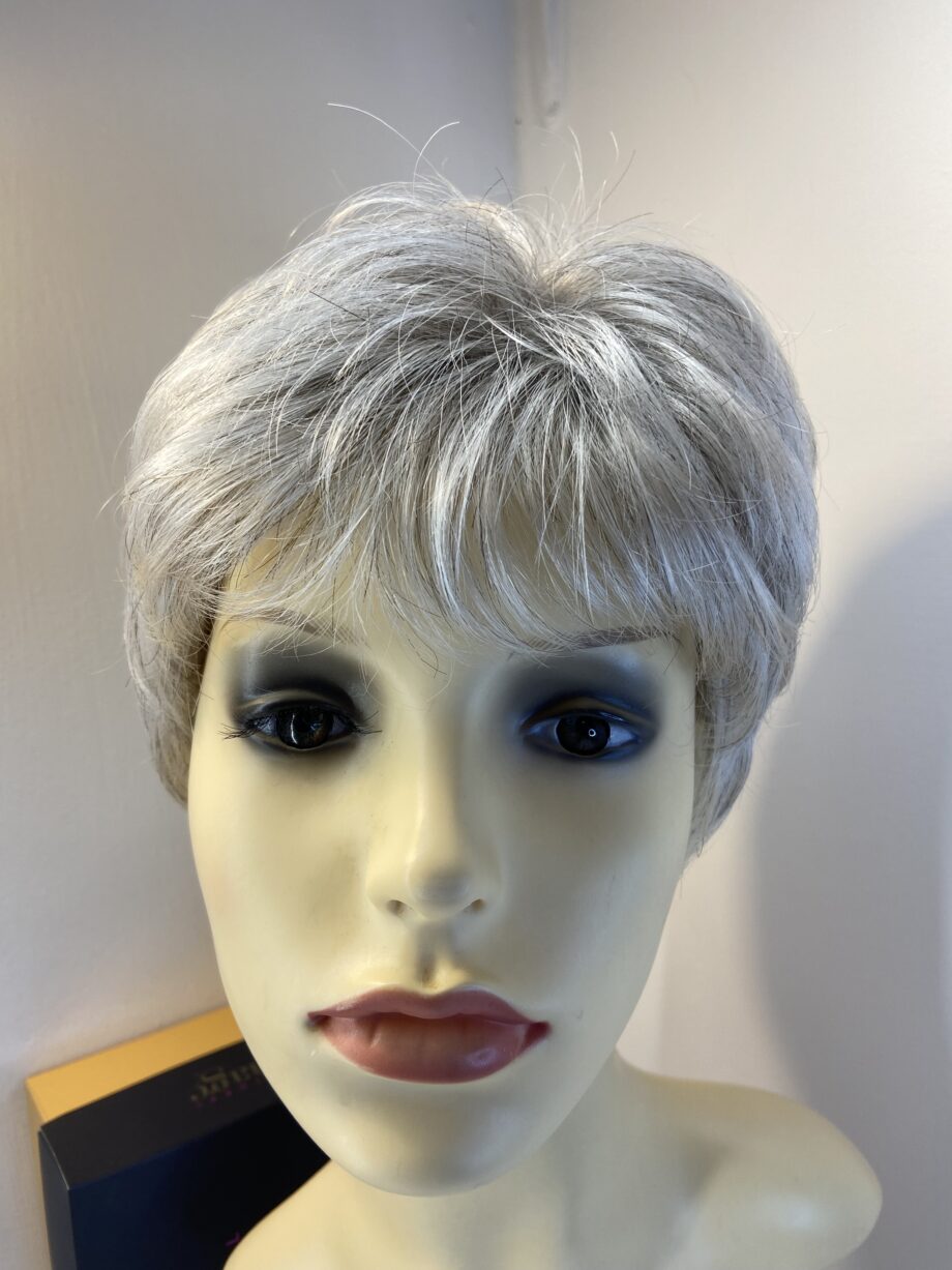 Pewter glow short designer wig. Bgss654