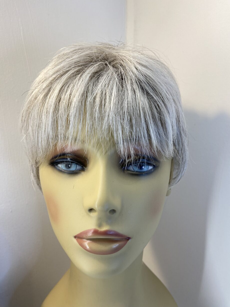 Natural image silver grey wig. Bgss656