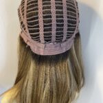 Long brown rooted wig stunning. Bbrls658
