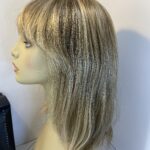 Stunning blonde stylish wig. Bblls661