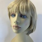 Stunning blonde Rene of Paris wig. Blms19