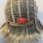 Blonde rooted modern wig. Bblmw666