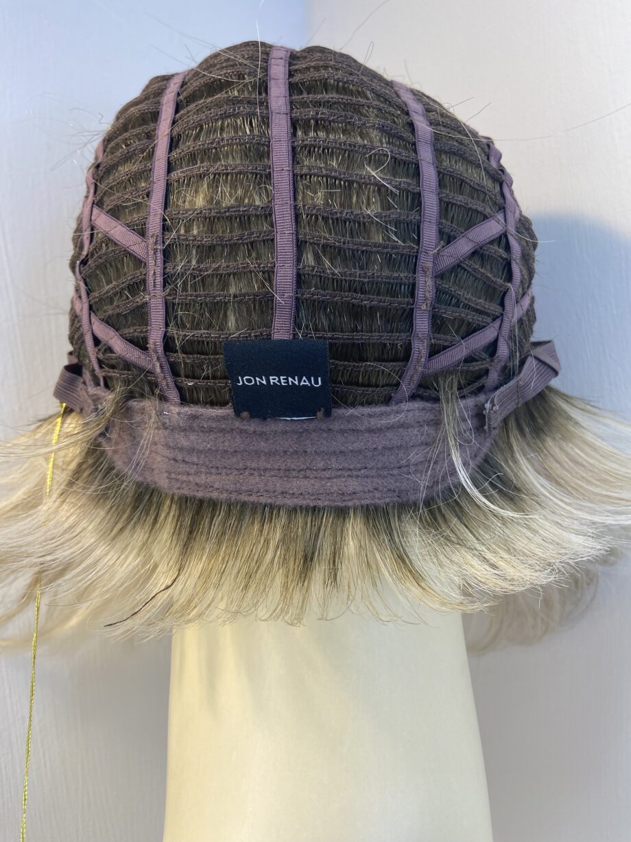 New blonde rooted wig. Bblms669