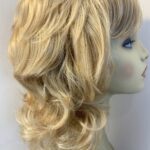 Long wavy hivision blonde wig. Blcl832
