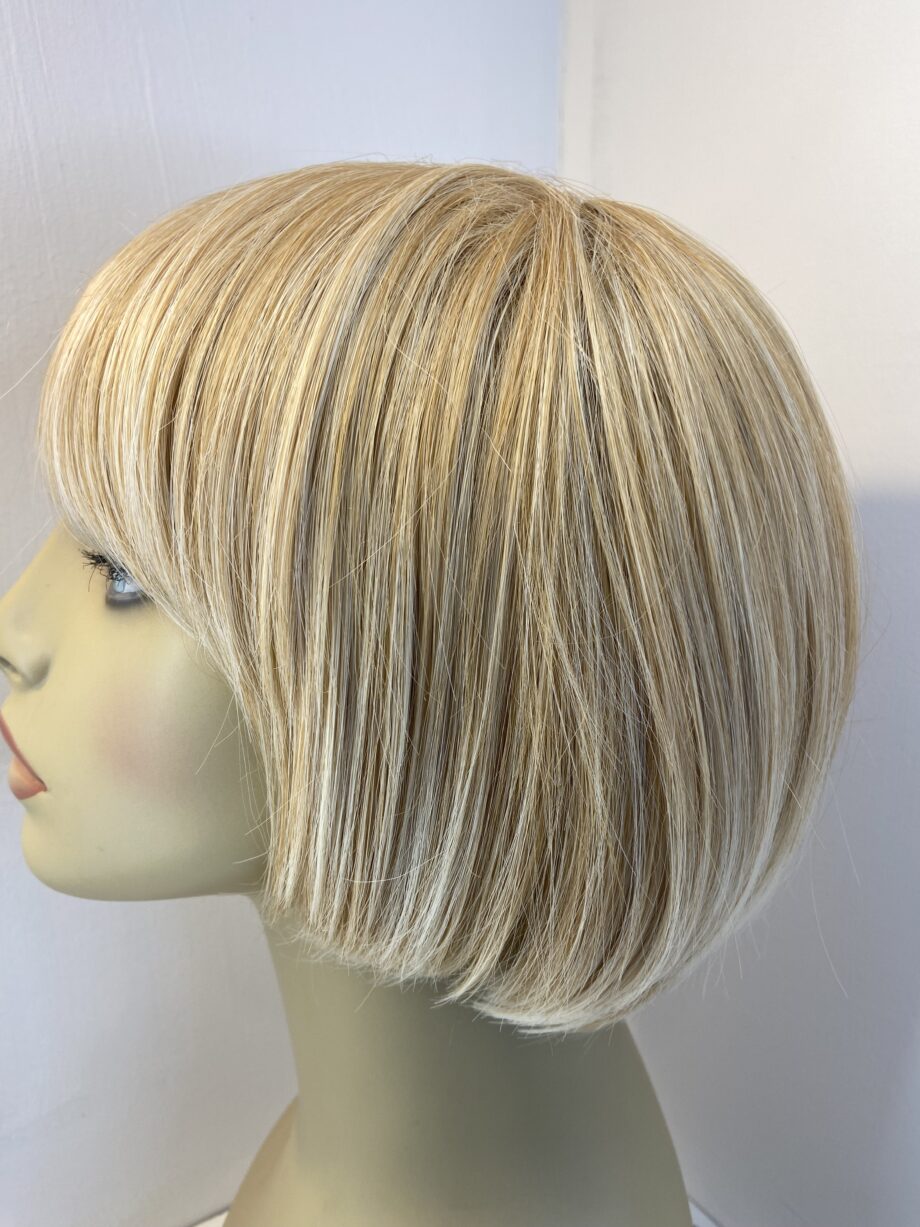 Blonde Bob. Blms834