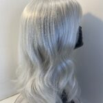 Stunning silver white long wig. Whlw107
