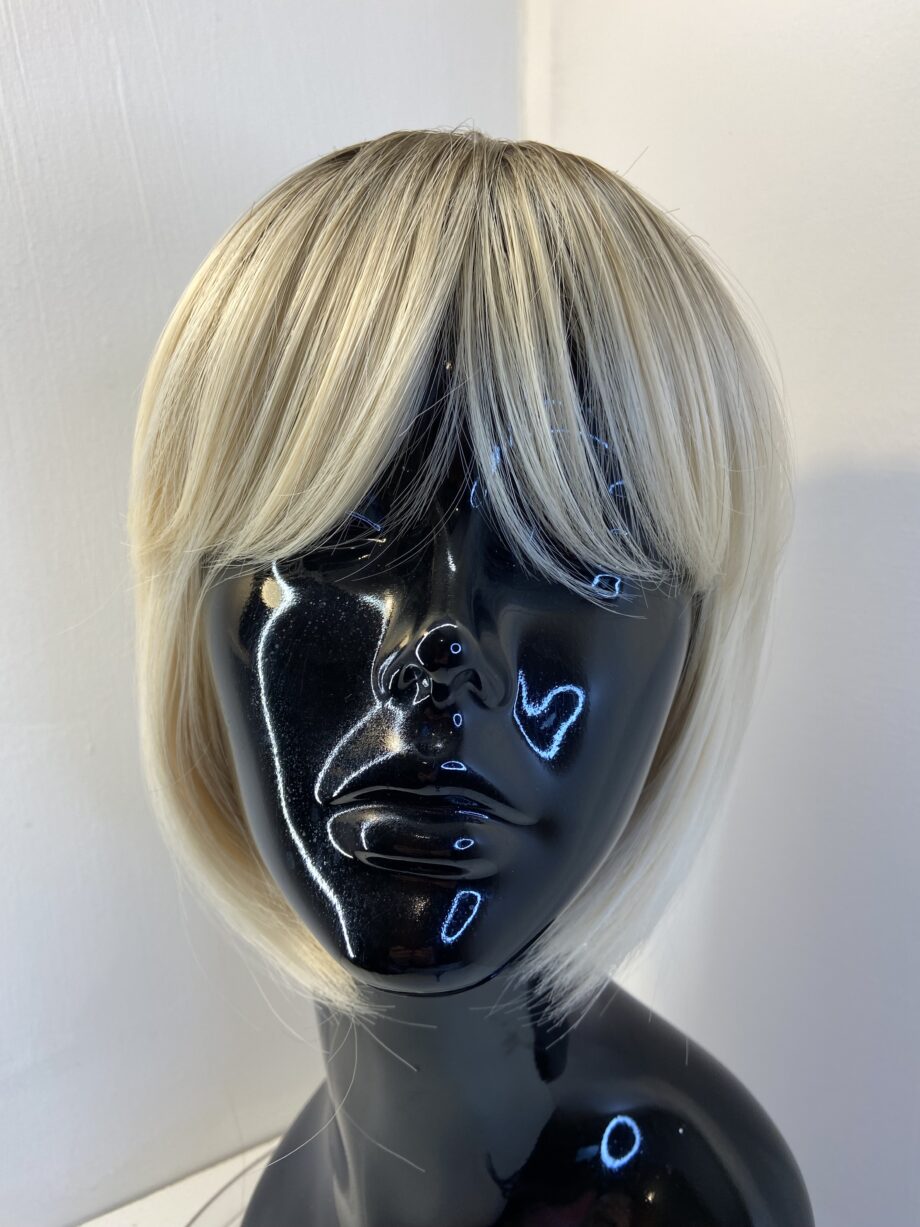 Blonde rooted new wig. Blms111