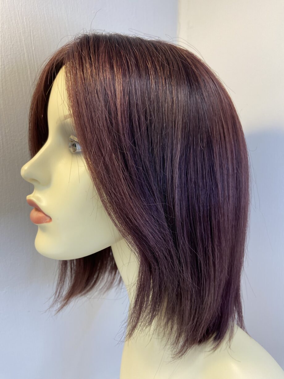 Red/brown wig. Rbms113
