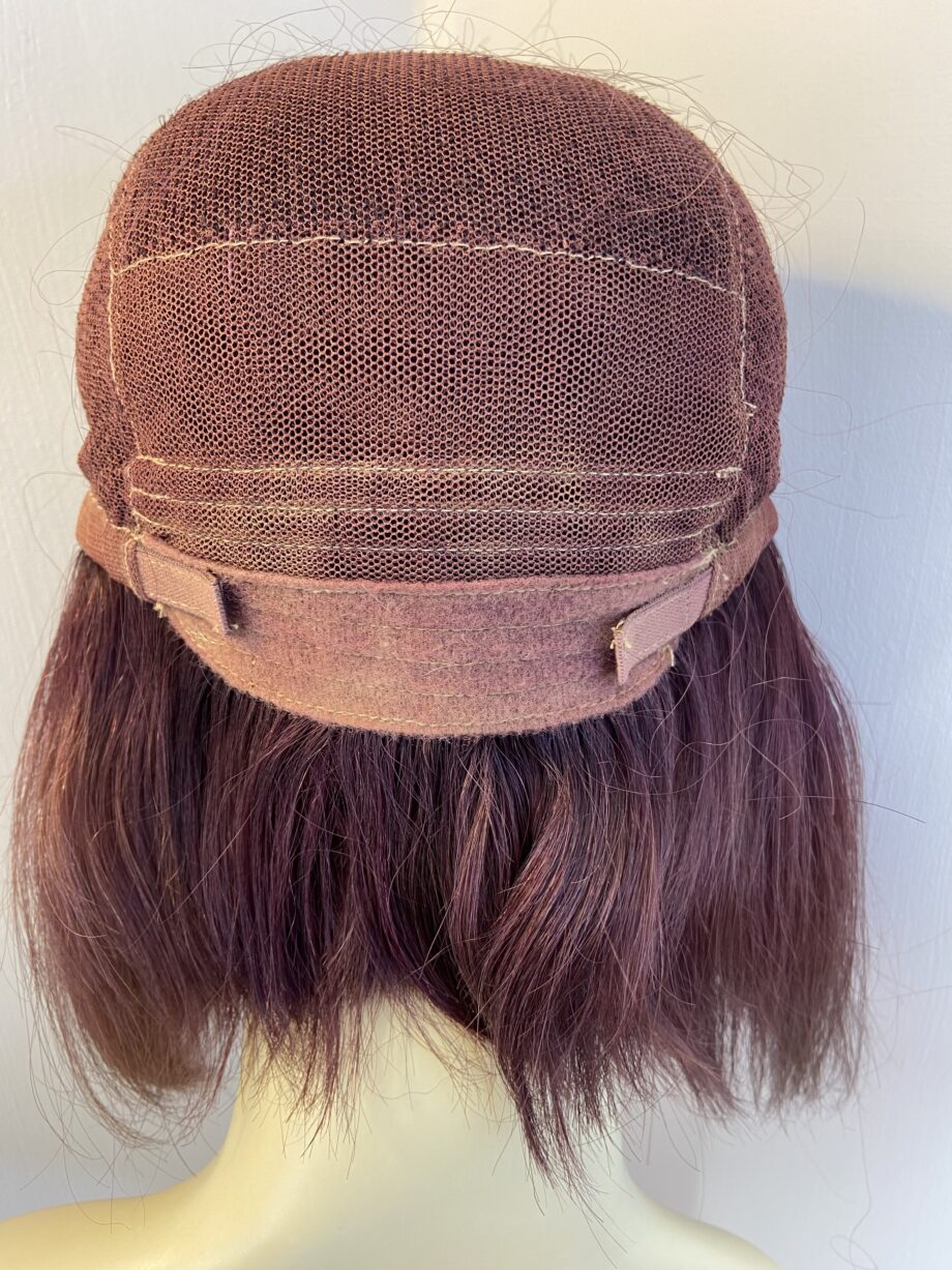Red/brown wig. Rbms113