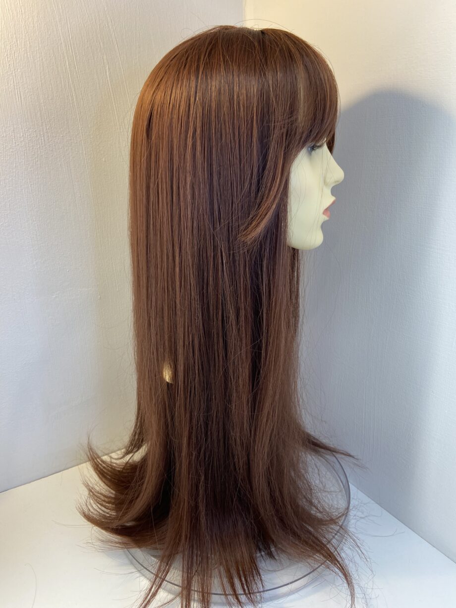 Extra long auburn brown wig. Brls5018