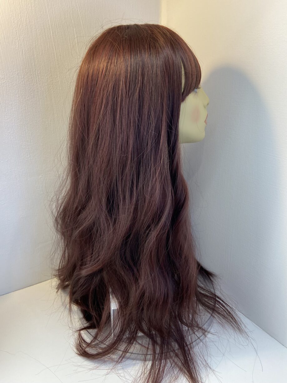 Stunning auburn new long wig. Brls3359