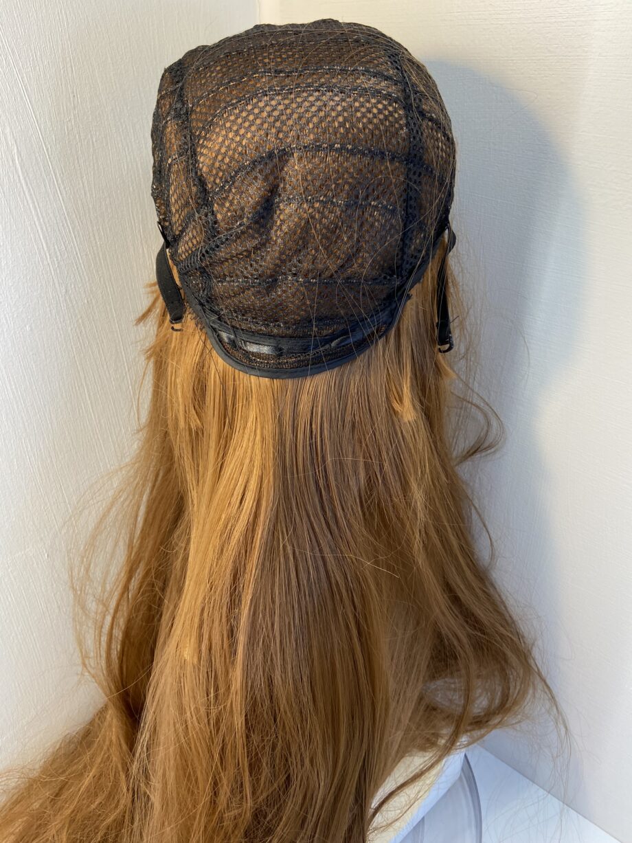 Very long copper wig. Cols3361
