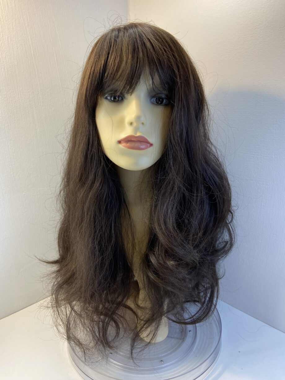 Extra long brown wavy wig. Brlw3364
