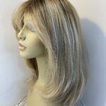Long blonde rooted wig. Blls653