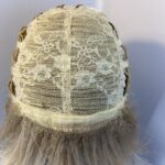 Blonde shiny wig. Blms654