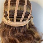 Stunning reddish brown long wavy wig. Brlw660