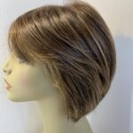 Beautiful soft brown short wig. Brss3371