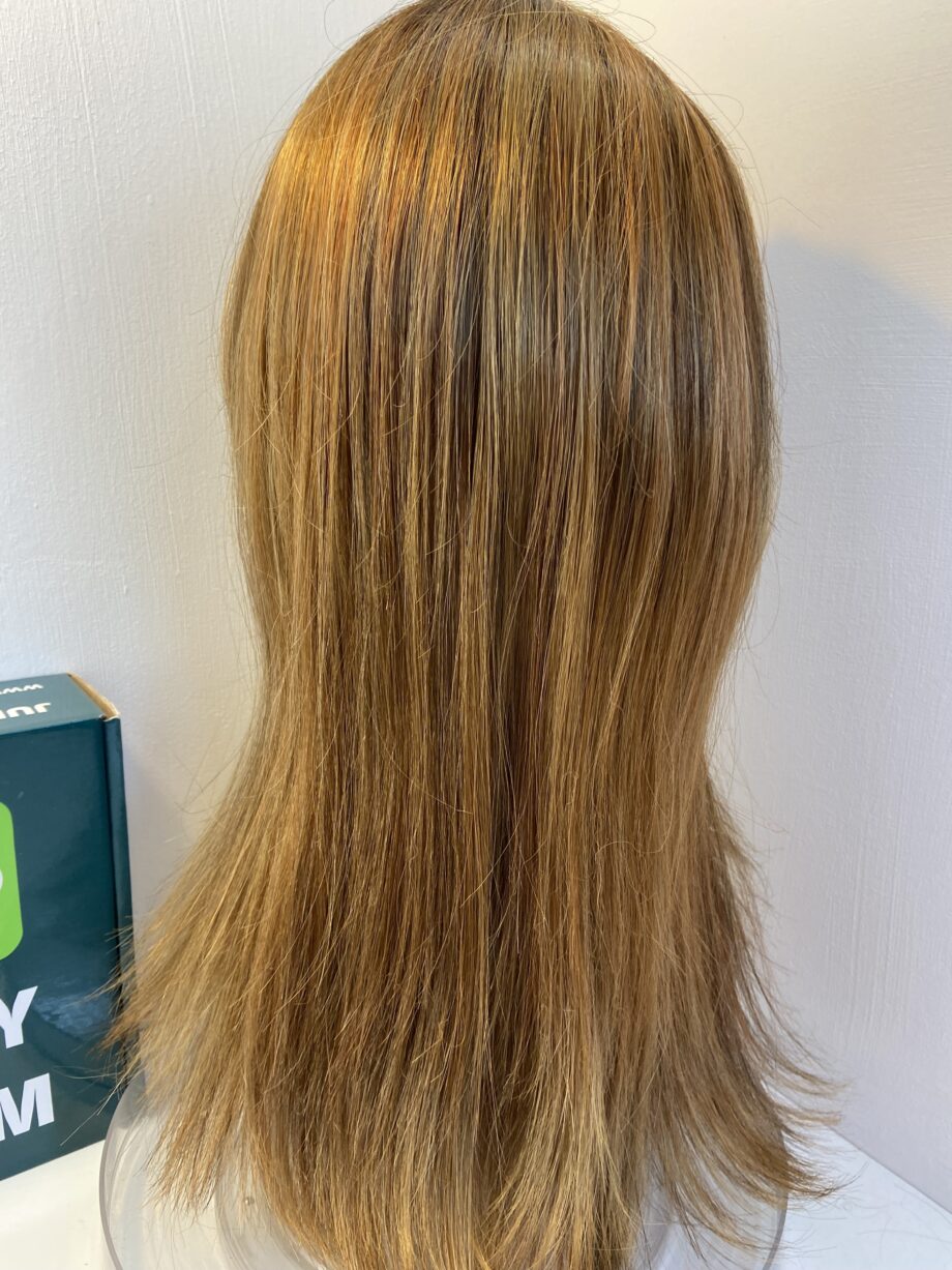 Stunning long brown Ellen Wille wig. Bbrls681
