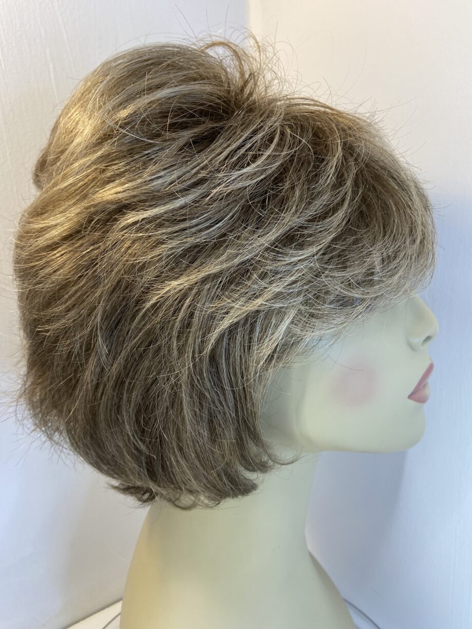 Brown Gabor designer wig. Brsw139