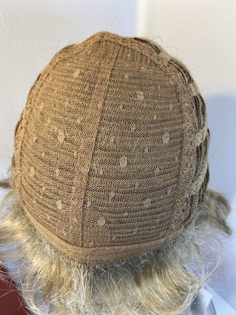 New boxed blonde wheat  designer wig. Bblsw694