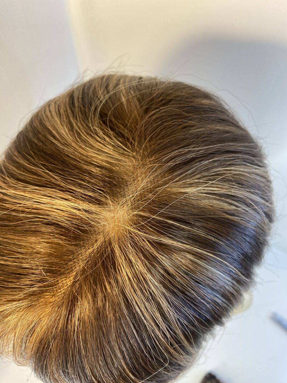 Brown mid length wig. Brls3387