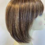 Shiny brown highlighted wig. Brms3388
